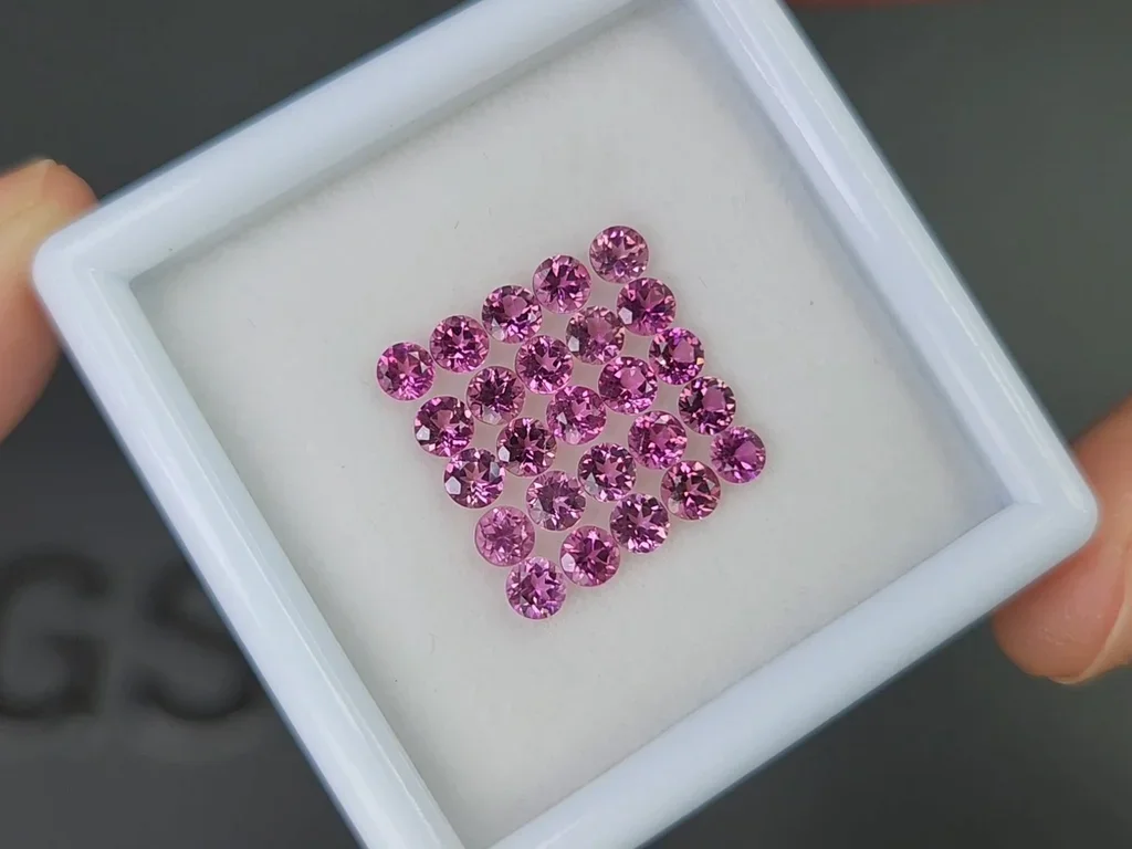 Lot of tourmalines (Intence Pink) round cut 2.81ct, Africa Image №2