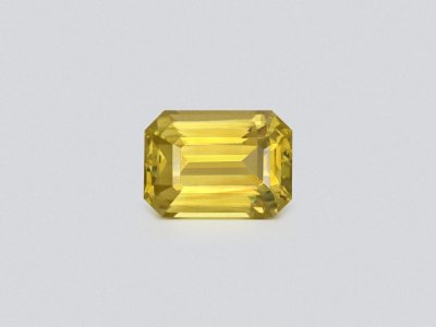 Yellow-green chrysoberyl in octagon cut 1.54 carats, Sri Lanka photo