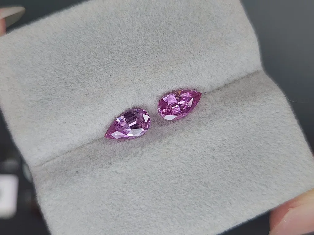 Pair of unheated purple sapphires pear cut 1.52 carats, Madagascar Image №4