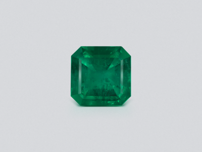 Emerald Vivid Green octagon 8.55 carats, Columbia photo