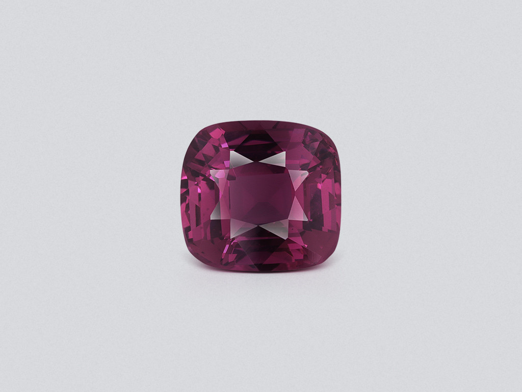 Purple garnet  cushion cut 4.95 carats, Africa Image №1