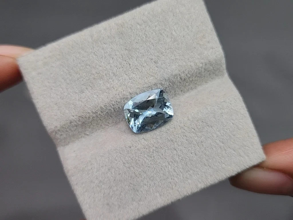 Aquamarine cushion cut 2.30 carats, Madagascar  Image №4
