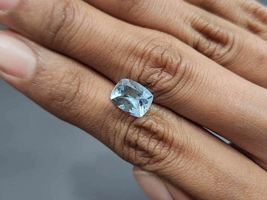 Aquamarine cushion cut 2.30 carats, Madagascar  Image №2