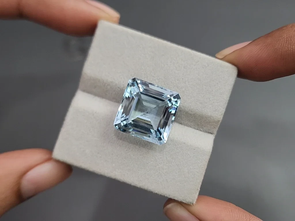 Aquamarine asscher cut 16.00 carats, Madagascar Image №4