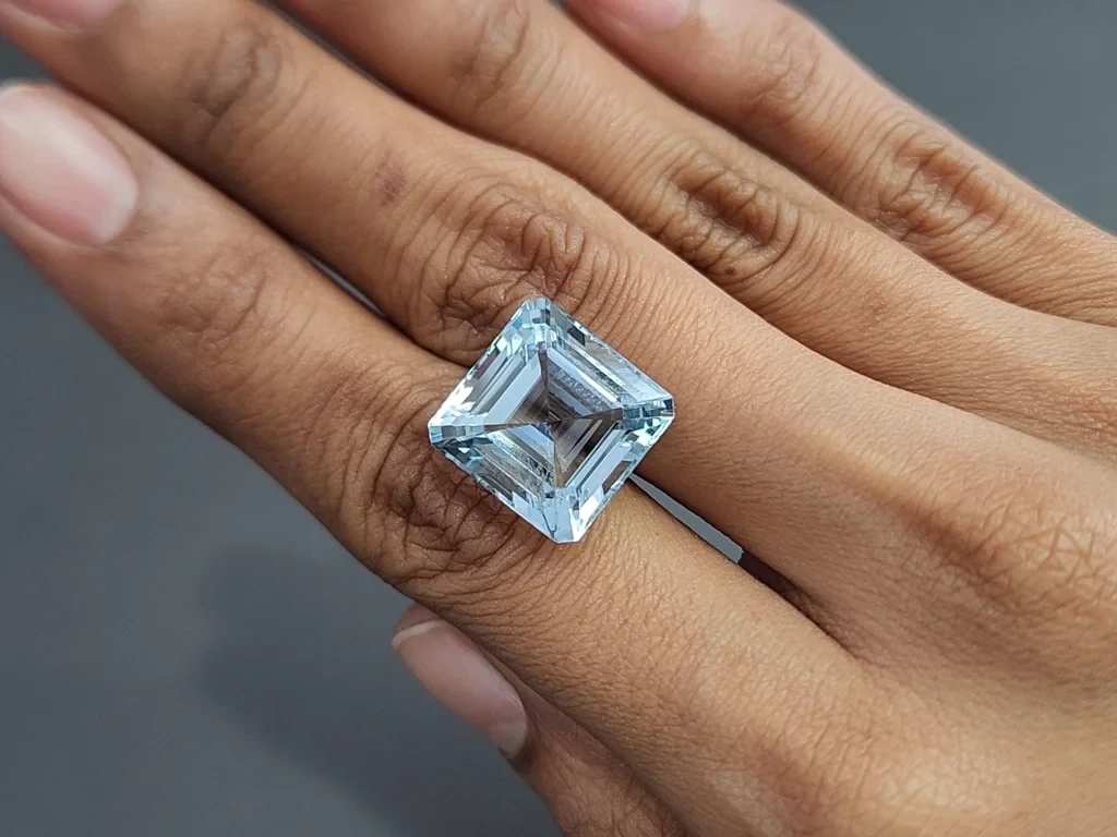 Aquamarine asscher cut 16.00 carats, Madagascar Image №2