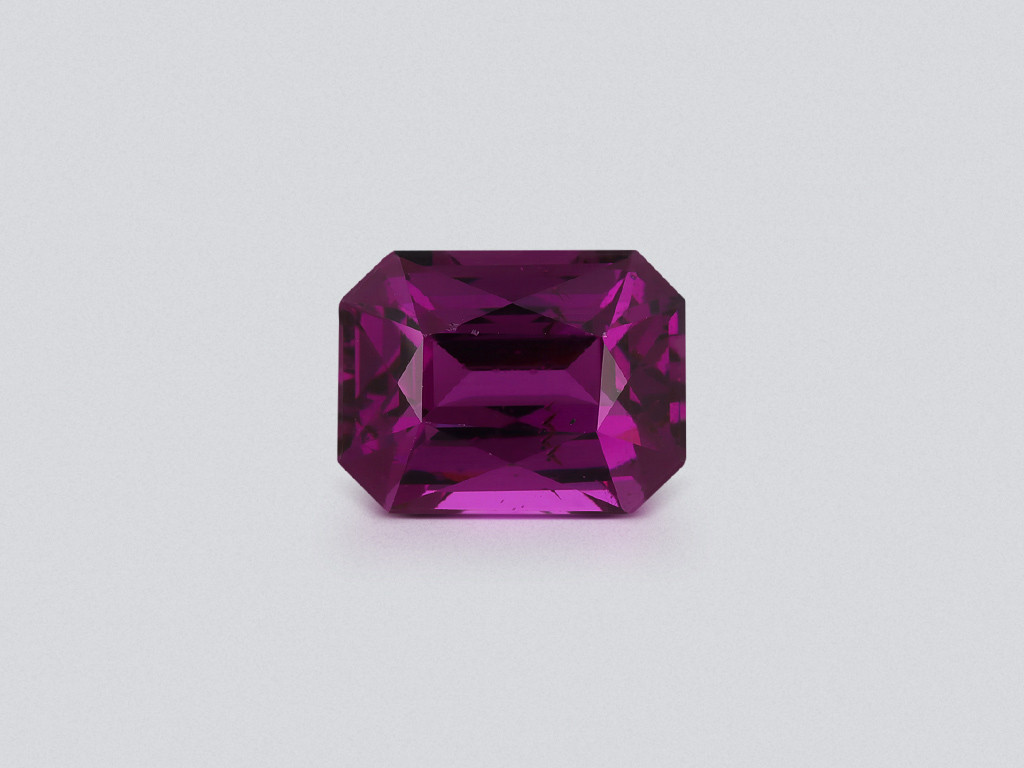 Purple garnet umbalite otagon cut  2.30 carats, Africa Image №1