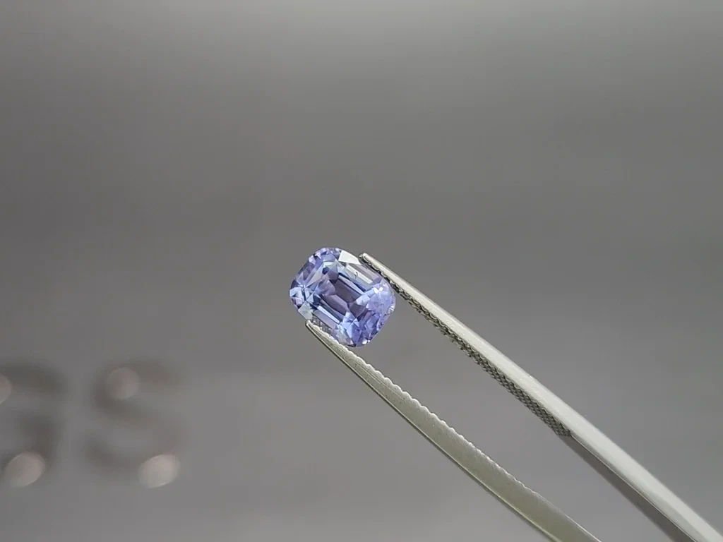 Unheated sapphire violetish blue cushion cut 2.02 carats, Sri Lanka Image №3