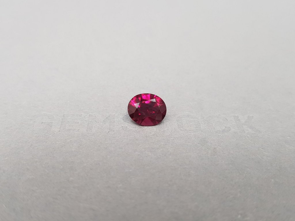Oval cut vivid red rhodolite garnet 2.13 ct, Tanzania Image №2