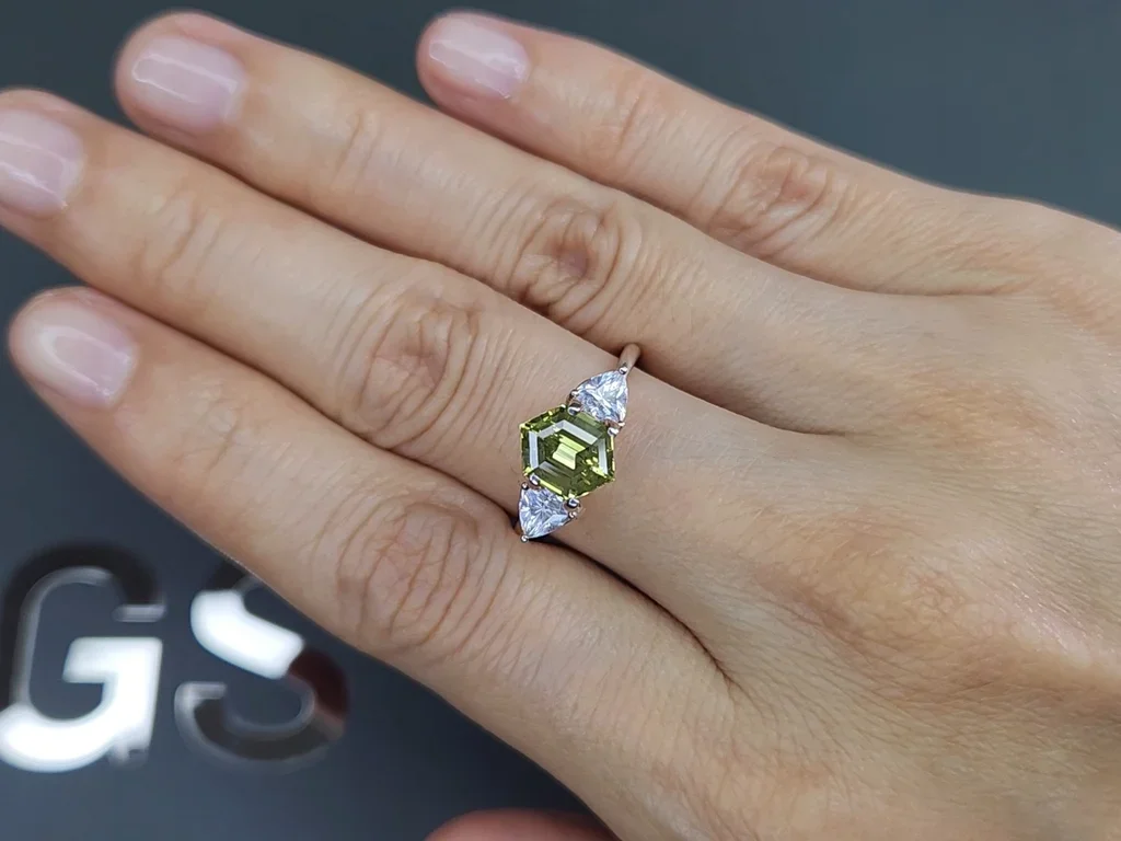 Unheated yellowish-green sapphire in hexagon cut  2.13 carats, Madagascar Image №5
