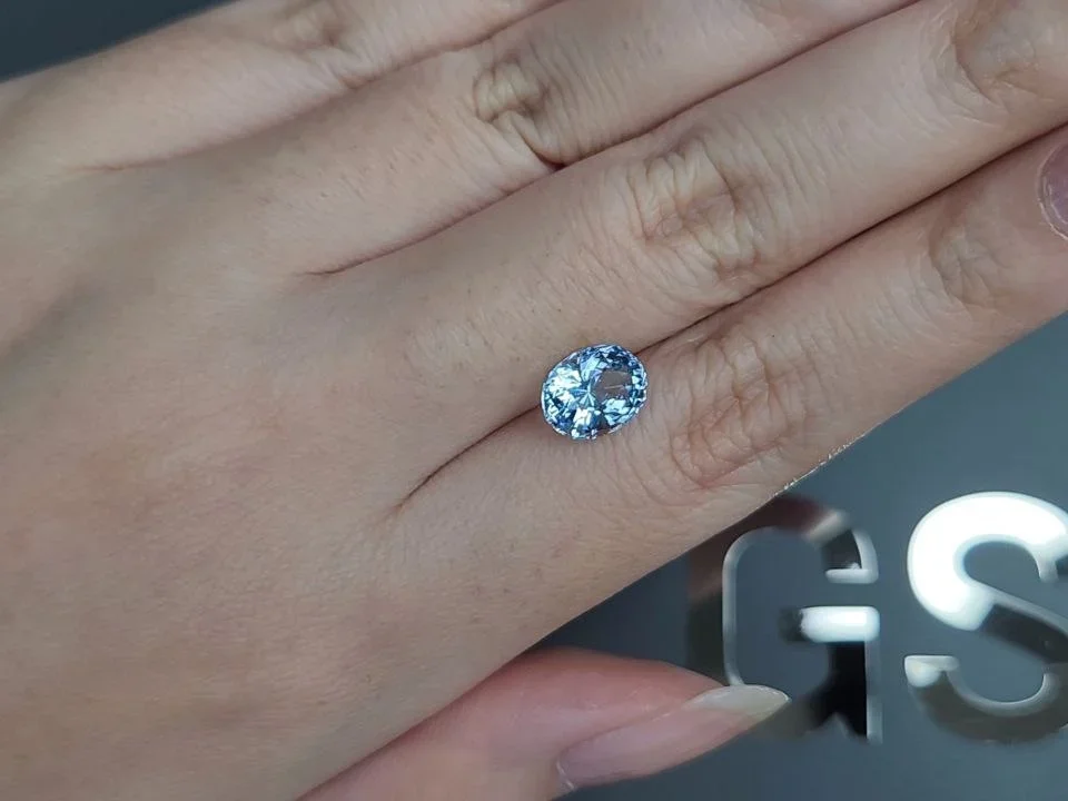Light blue oval cut aquamarine 1.89 carats, Madagascar Image №2