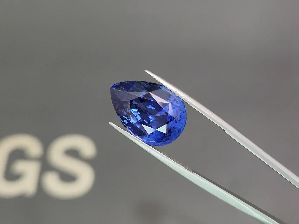 Cornflower Blue sapphire in pear cut 15.25 carats, Sri Lanka Image №3