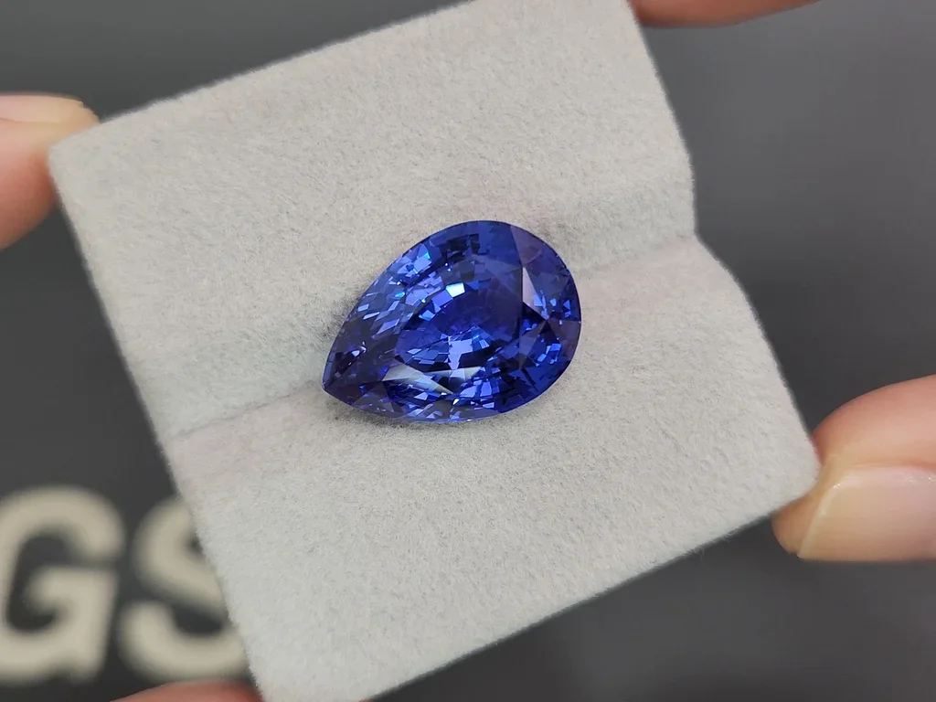 Cornflower Blue sapphire in pear cut 15.25 carats, Sri Lanka Image №4