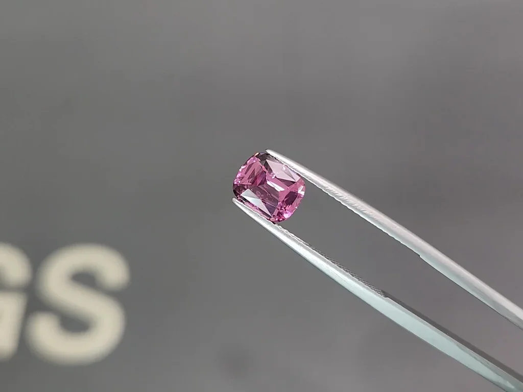 Rhodolite garnet cushion cut 1.90 carats, Tanzania Image №3