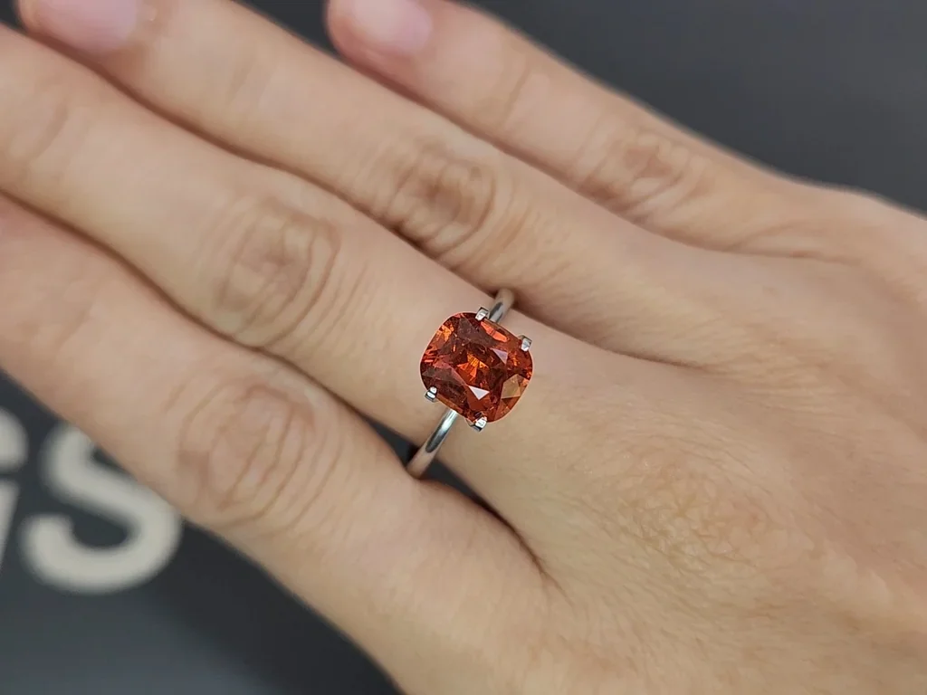 Spessartine Vivid orange cushion cut 2.95 carats, Africa Image №5