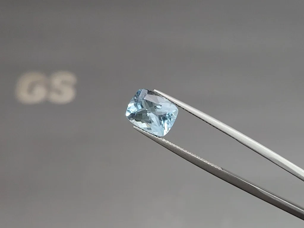 Aquamarine cushion cut 3.07 carats, Madagascar  Image №3