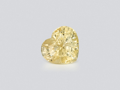 Unheated yellow sapphire heart shape 1.54 carats, Sri Lanka photo