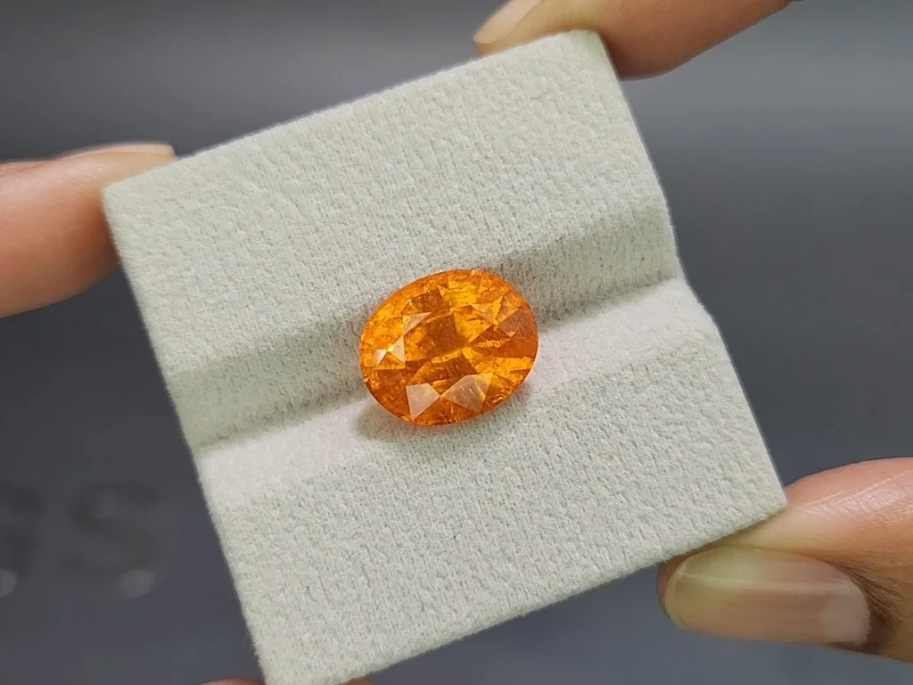 Spessartine garnet in rare Fanta color oval cut 10.51 carats,Tanzania Image №4
