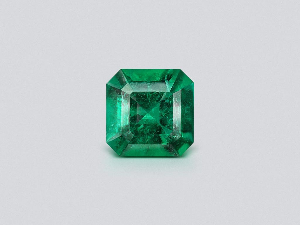 Colombian Vivid Muzo Green emerald 0.99 ct Image №1
