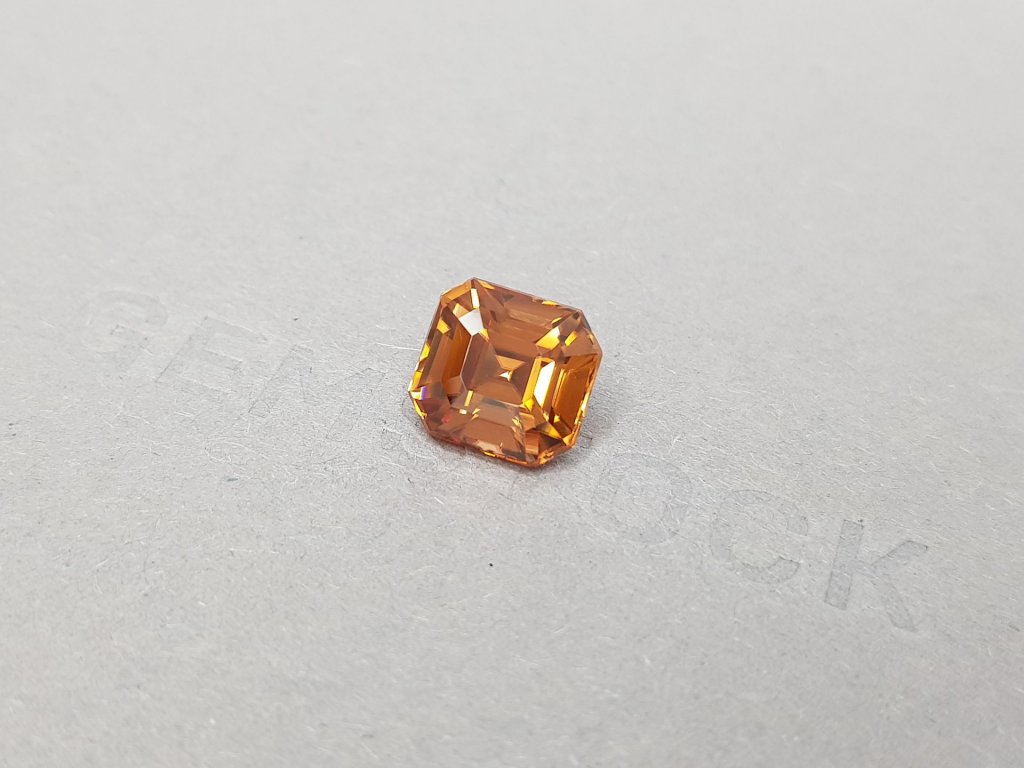 Bright zircon from Tanzania 7.25 ct Image №4