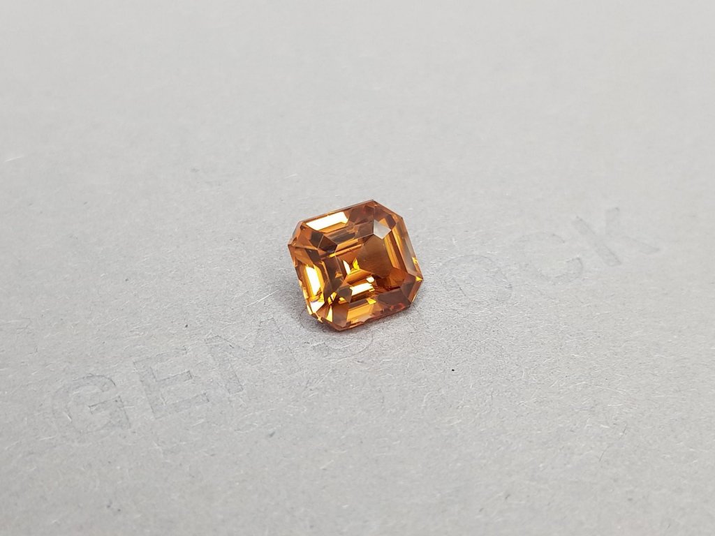 Bright zircon from Tanzania 7.25 ct Image №3
