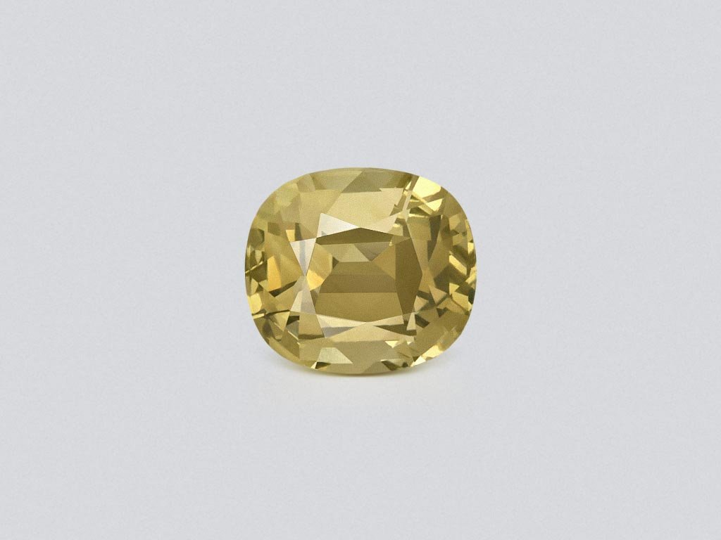 Yellow-green cushion-cut chrysoberyl 4.03 carats, Sri Lanka Image №1
