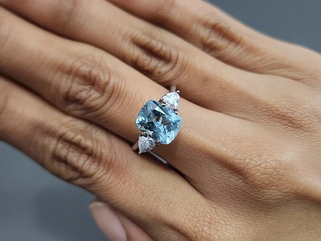 Aquamarine cushion cut 3.09 carats, Madagascar  Image №5