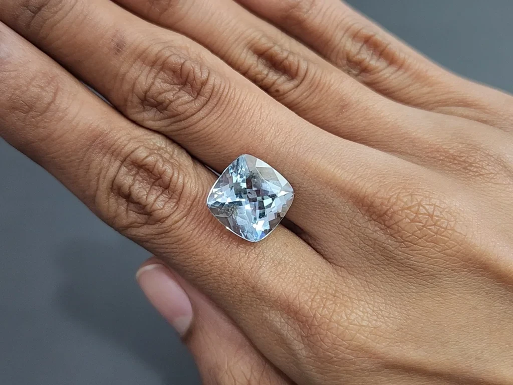 Aquamarine cushion cut  8.78 carats, Madagascar  Image №2