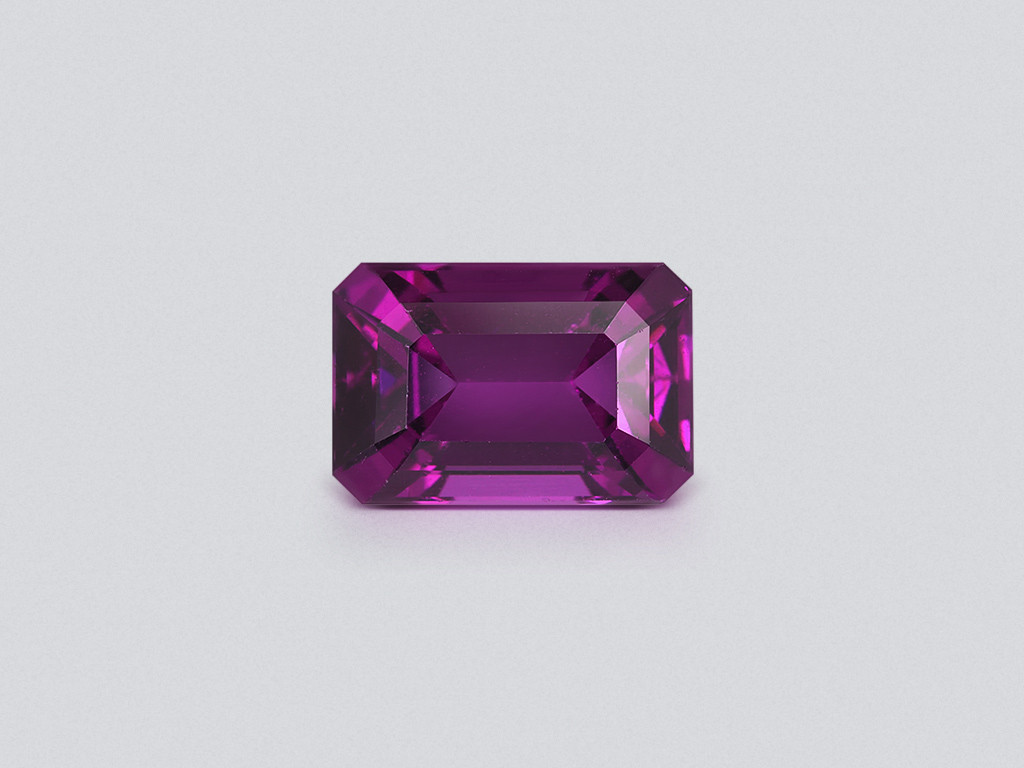 Purple umbalite garnet octagon cut 4.00 carats, Africa Image №1