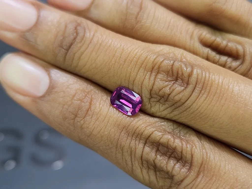 Unheated vivid purple sapphire cushion cut 1.51carats, Sri Lanka Image №2