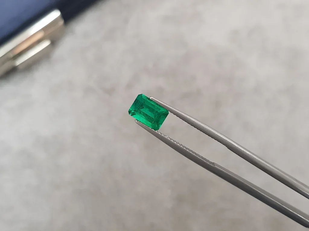 Colombian emerald Muzo Green 1.14 ct Image №3