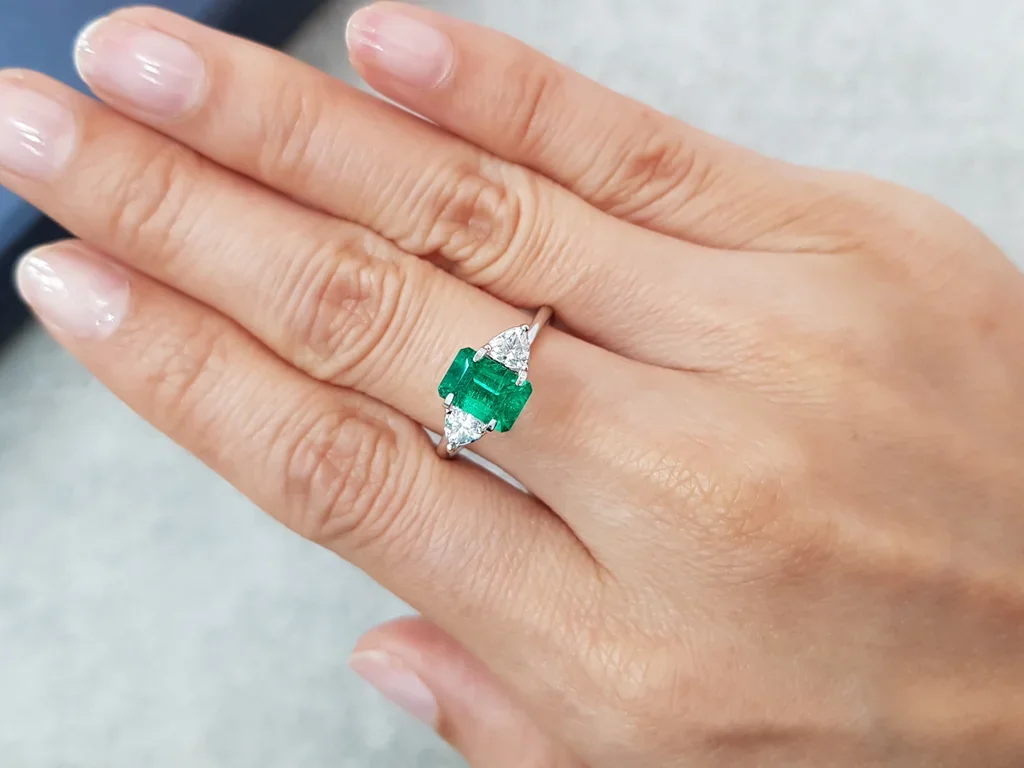 Colombian emerald Muzo Green 1.14 ct Image №2