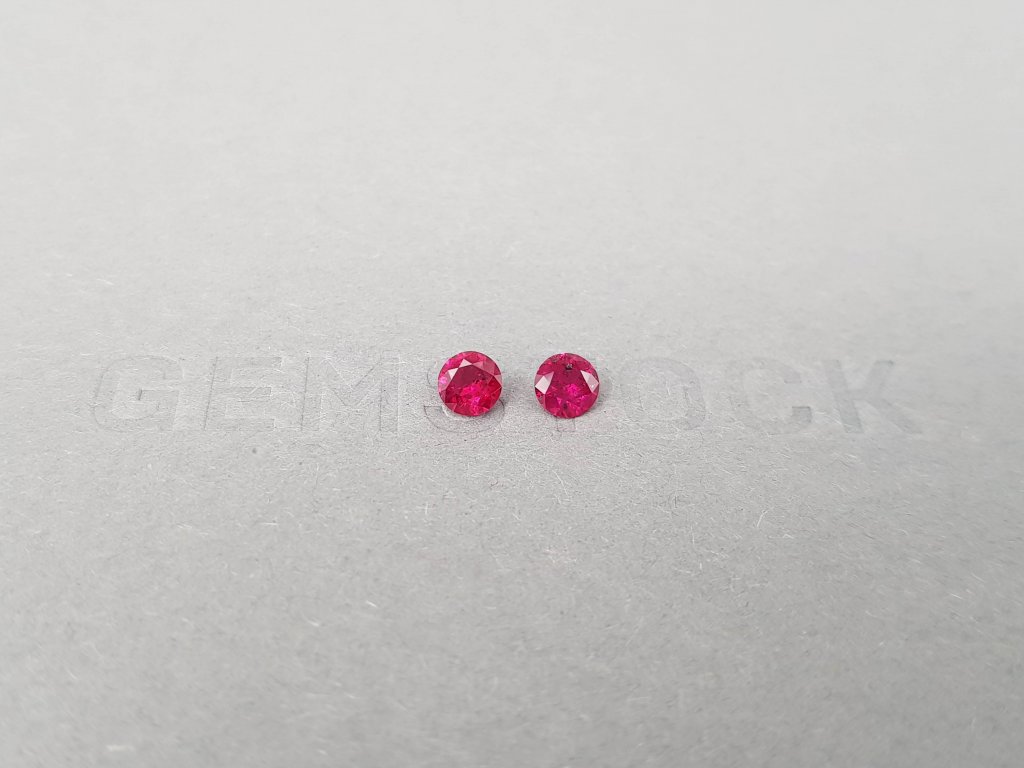 Vivid pair of rubies in round cut 0.57 ct, Madagascar Image №1