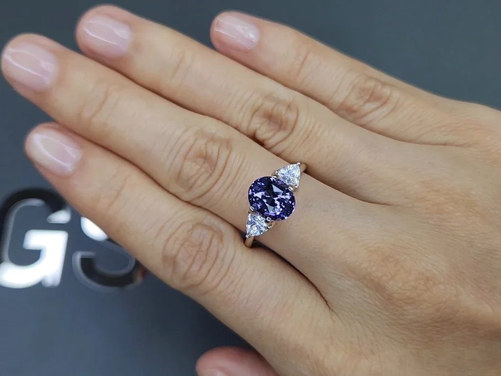 Blue-violet spinel in oval cut 3.00 carats, Tanzania Image №5