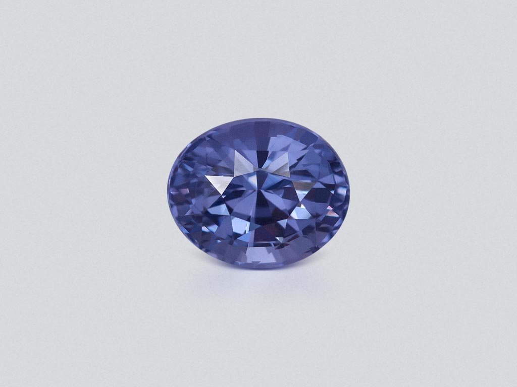 Blue-violet spinel in oval cut 3.00 carats, Tanzania Image №1