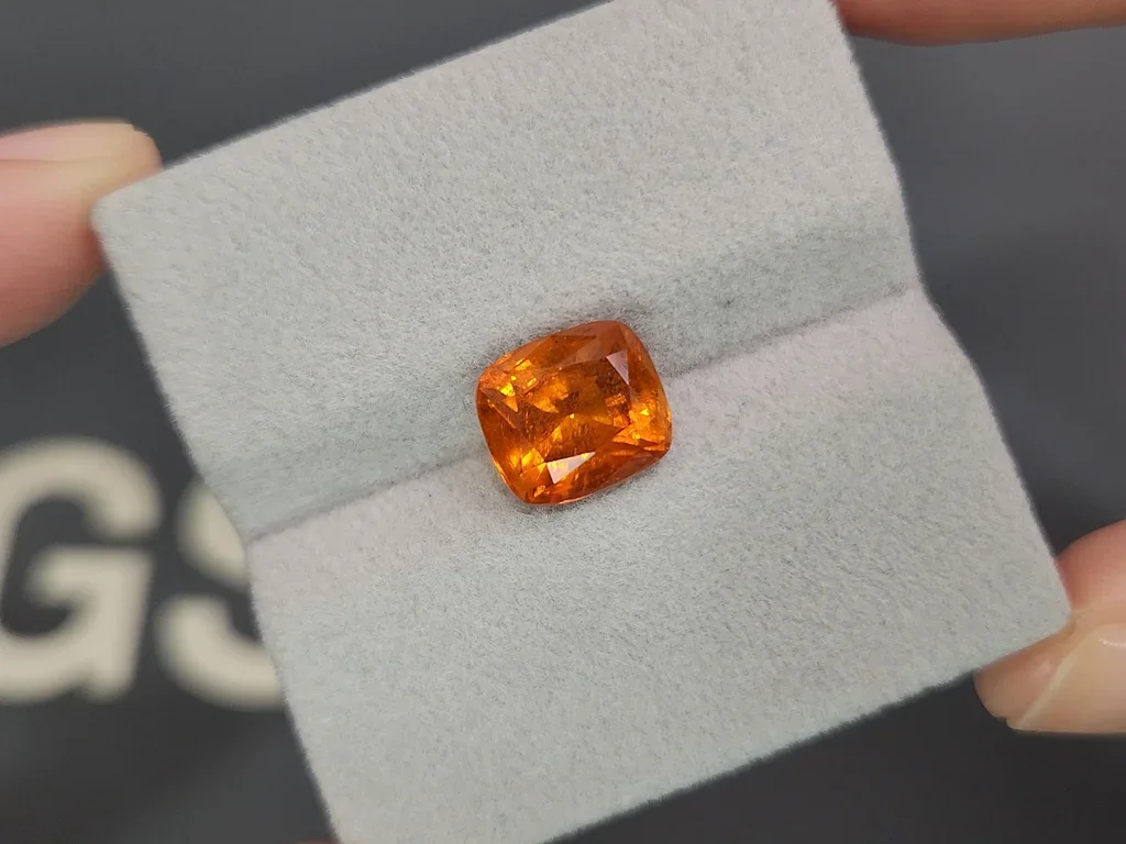 Vivid orange clinohumite in cushion-cut 4.59 carats, Afghanistan Image №4