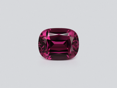 Garnet rhodolite  cushion cut  6.37carats, Tanzania photo
