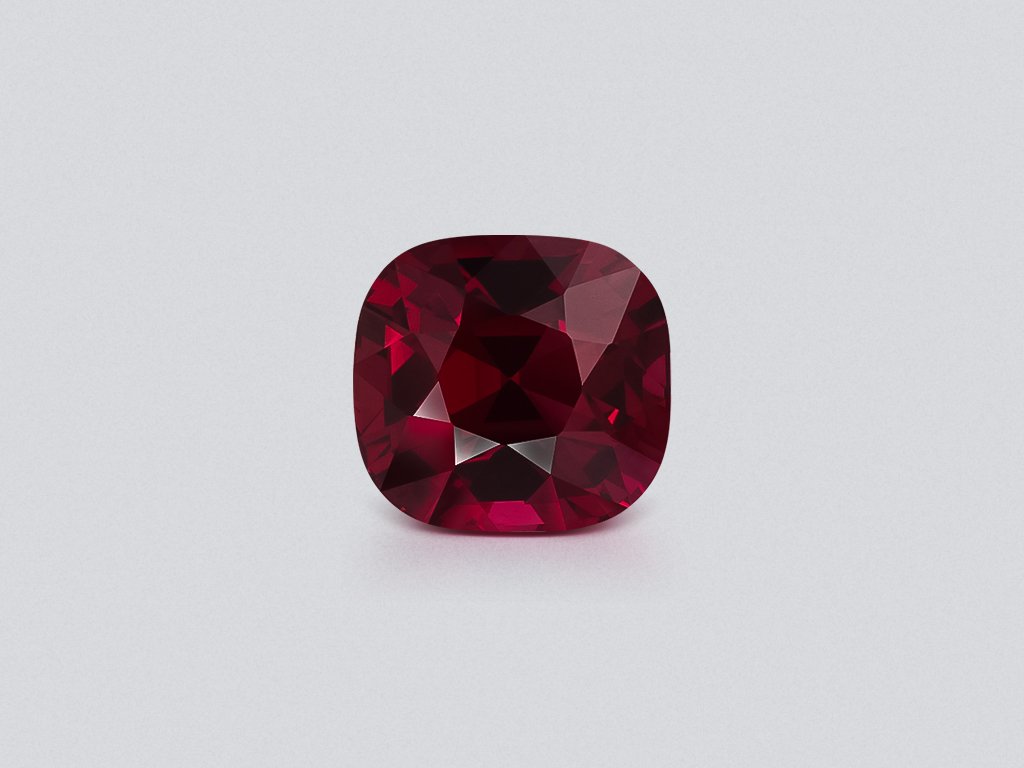 Garnet rhodolite cushion cut 8.47 carats, Africa Image №1