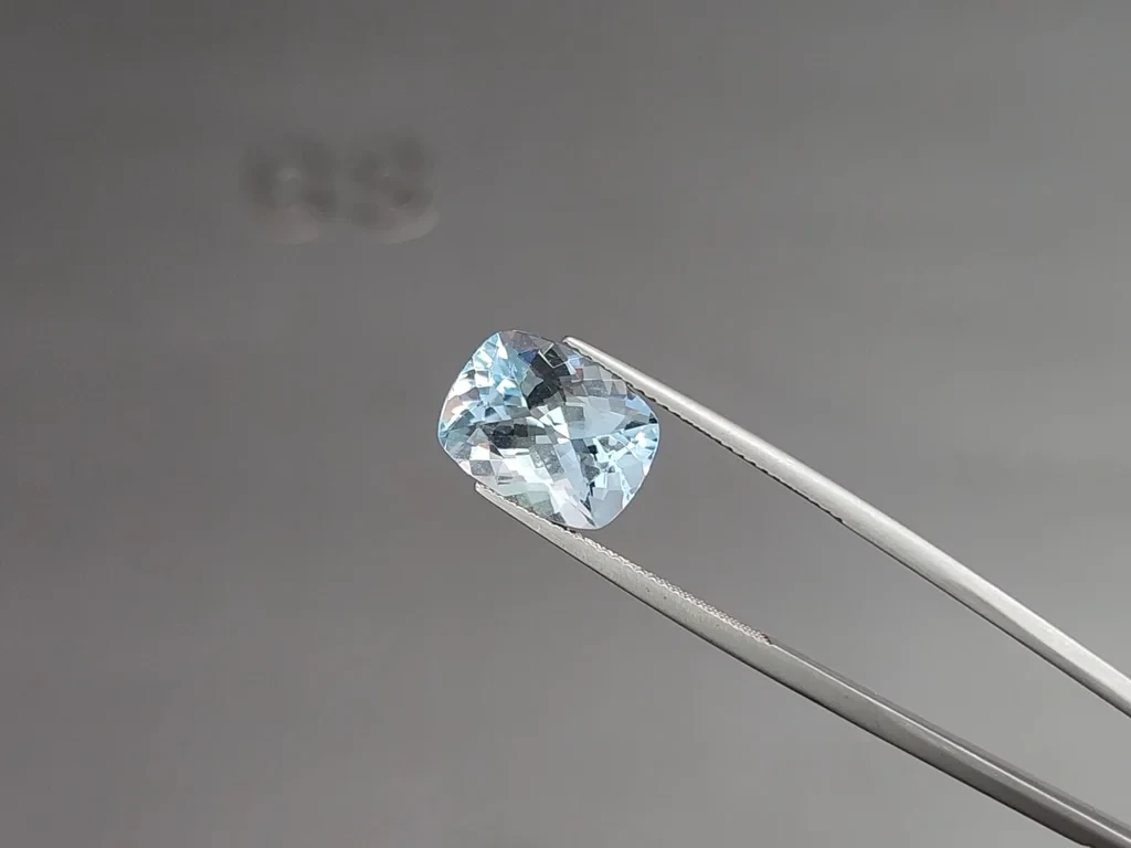 Aquamarine cushion cut 5.27 carats, Madagascar  Image №3