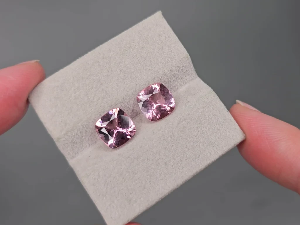 Pair of pink morganites cushion cut 4.99 carats, Africa Image №7