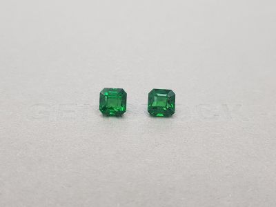 Pair of octagon cut tsavorite garnets 3.32 ct photo