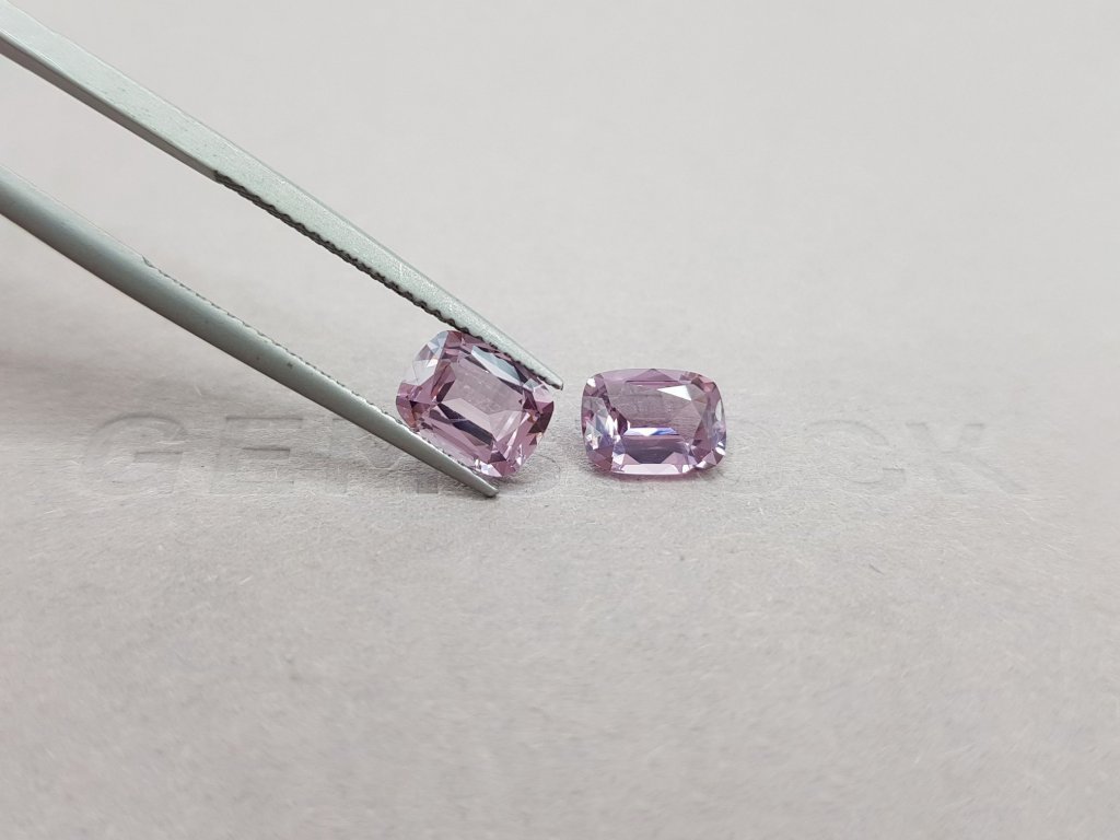 Pair of purple-pink Burmese spinels 2.74 ct Image №4