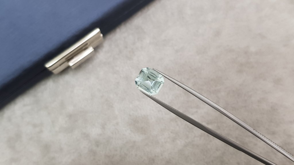 Octagon cut aquamarine 3.49 carats, Madagascar Image №3