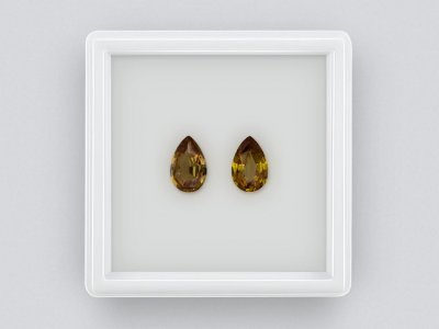 Pair of unheated yellow sapphires pear cut 2.47 carats, Madagascar  photo