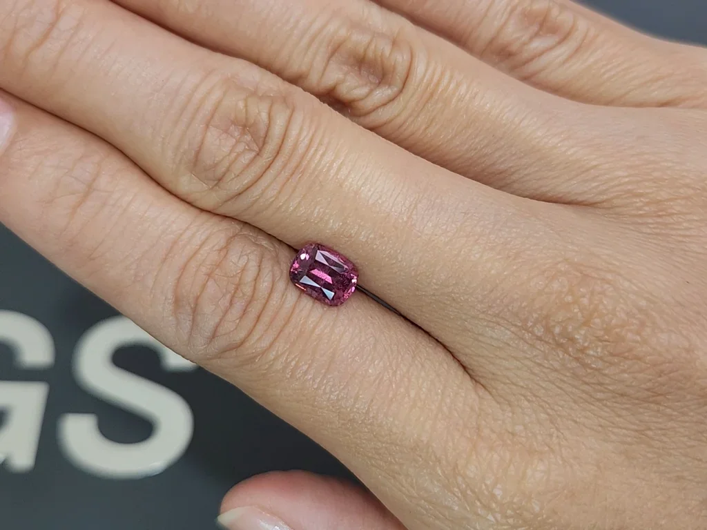Rhodolite garnet cushion cut 1.59 carats, Tanzania Image №2