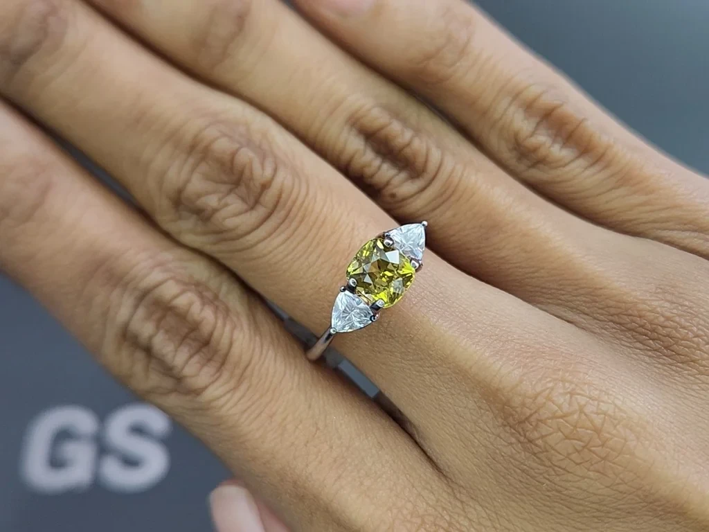 Chrysoberyl cushion cut 1.60 carats, Sri Lanka Image №5