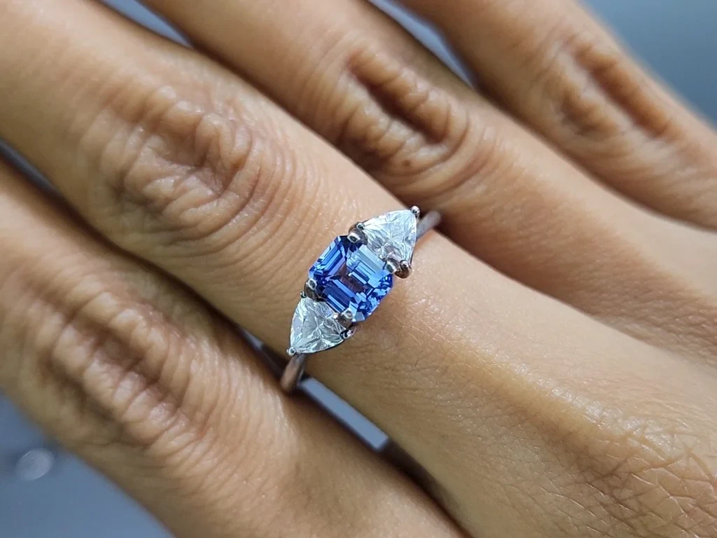 Unheated sapphire Cornflower Blue octagon cut 1.03 carats, Sri Lanka Image №5