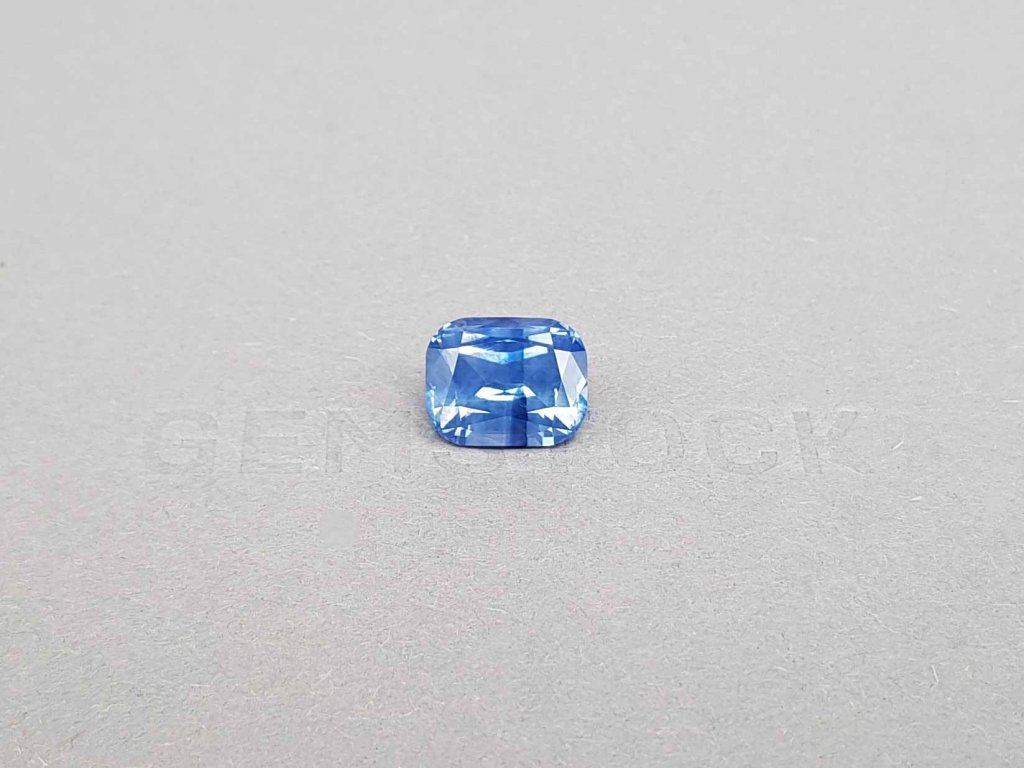 Unheated blue sapphire in cushion cut 6.07 ct, Madagascar Image №1