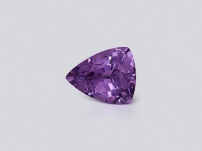 Lavender spinel in trillion cut 1.40 carats, Tanzania photo