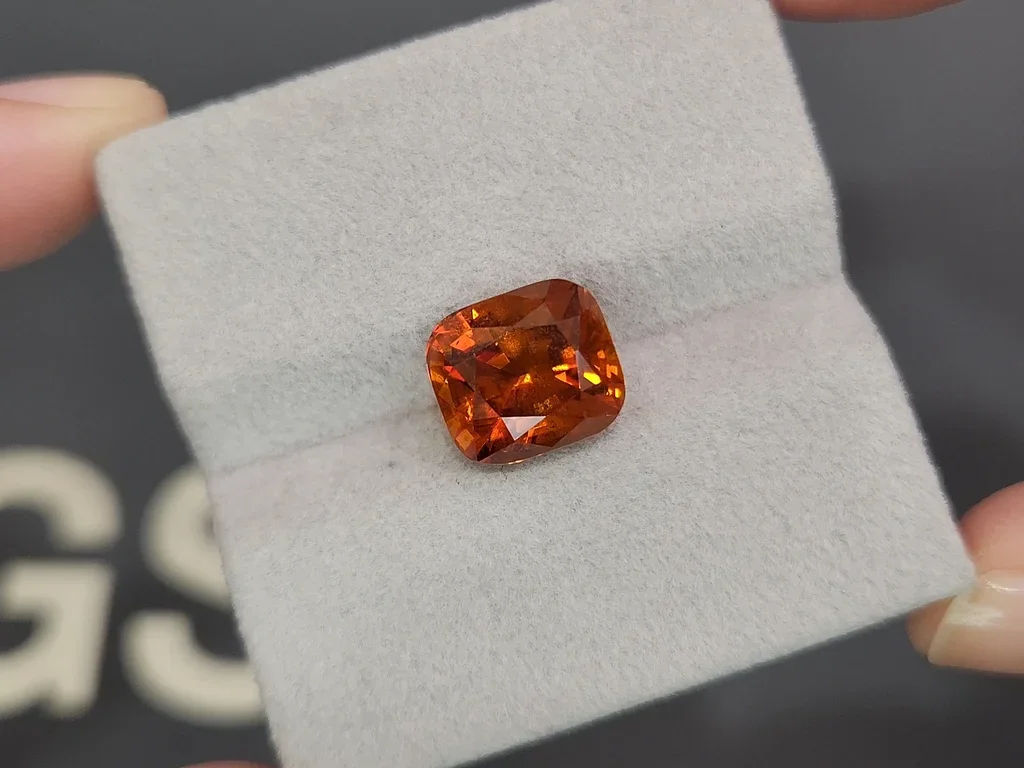 Deep orange clinohumite in cushion cut 6.77 carats, Afghanistan Image №4