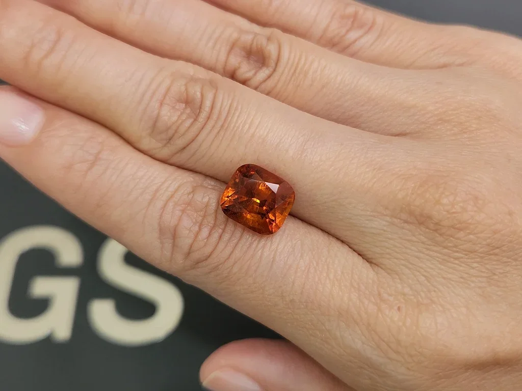 Deep orange clinohumite in cushion cut 6.77 carats, Afghanistan Image №2